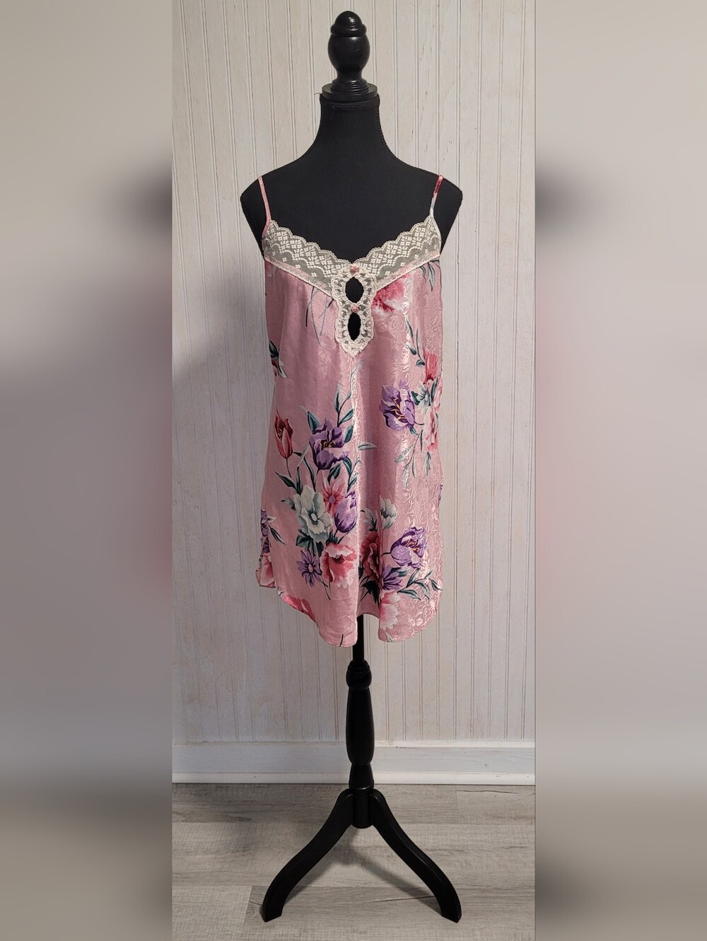 ​90s Vintage Angelique Pink Floral Jacquard Nightie Size Medium